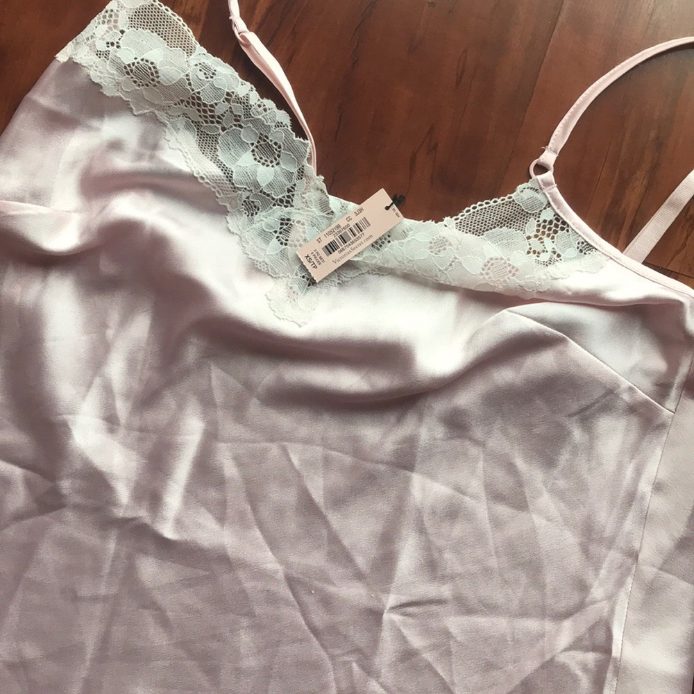Cute Victoria Secret Cami NWT